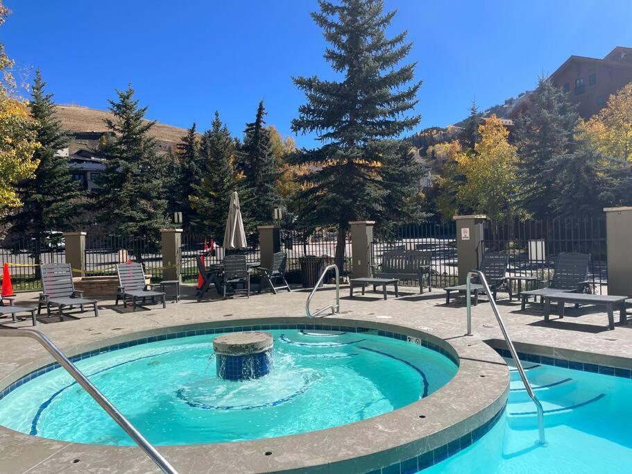 Mt Cb Mountain Side With King Bed, Hot Tub, Pool & Kitchen! Apartment Crested Butte Luaran gambar