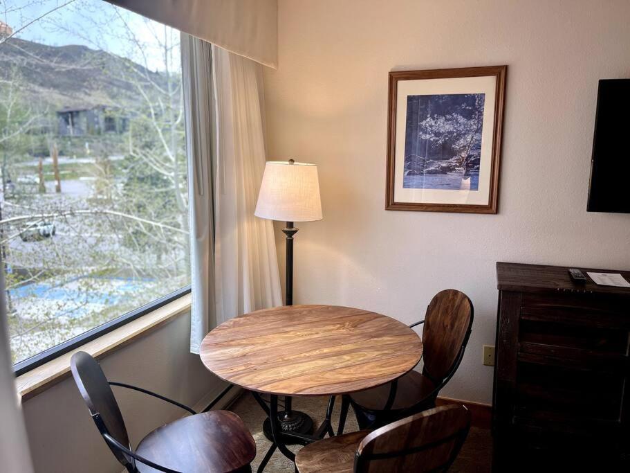 Mt Cb Mountain Side With King Bed, Hot Tub, Pool & Kitchen! Apartment Crested Butte Luaran gambar